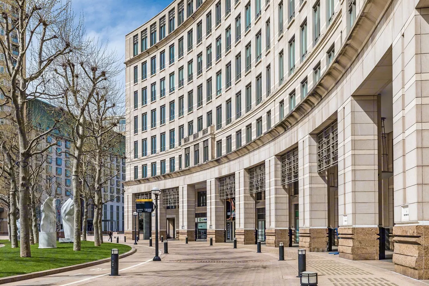 Stylish 1-Bedroom Apartment Near Canary Wharf, O2 Arena & Excel - Excellent Transport Links London