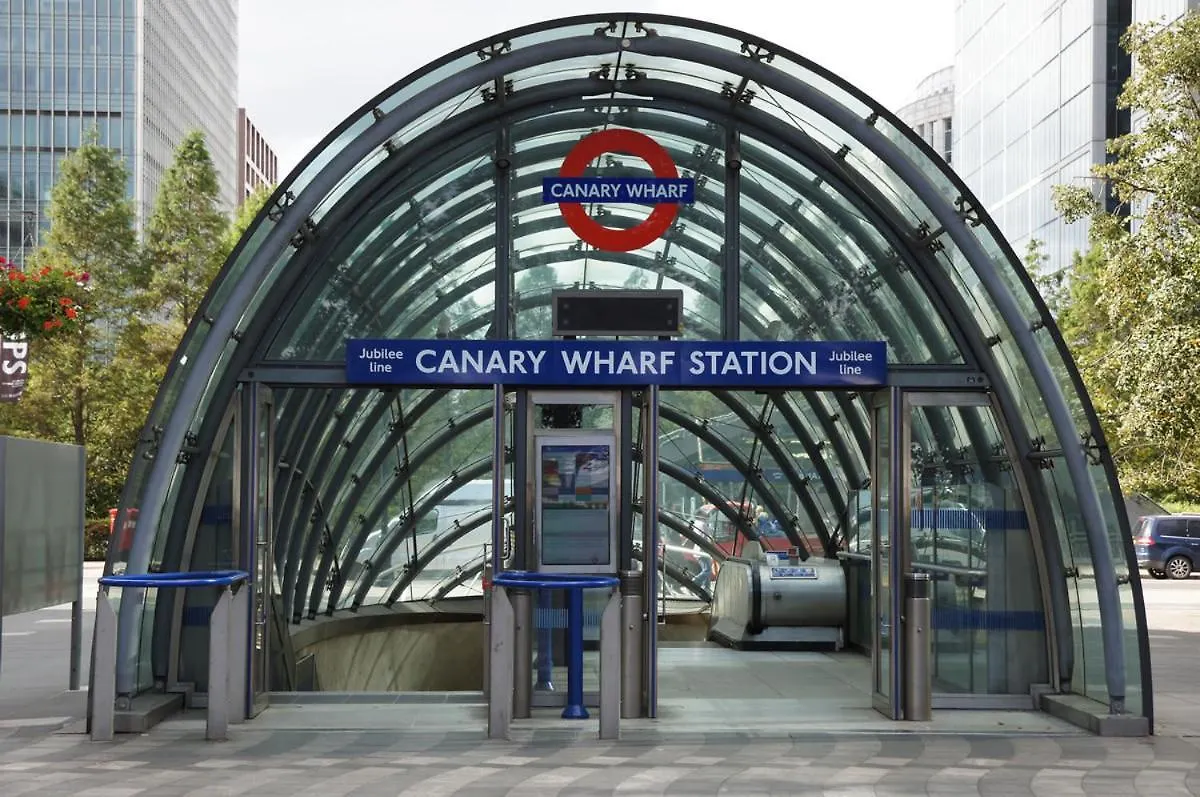 Stylish 1-Bedroom Apartment Near Canary Wharf, O2 Arena & Excel - Excellent Transport Links London
